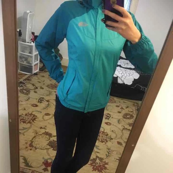 North face windbreaker - Picture 1 of 4